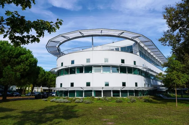 Agence de Bordeaux Mérignac vue de l'extérieur