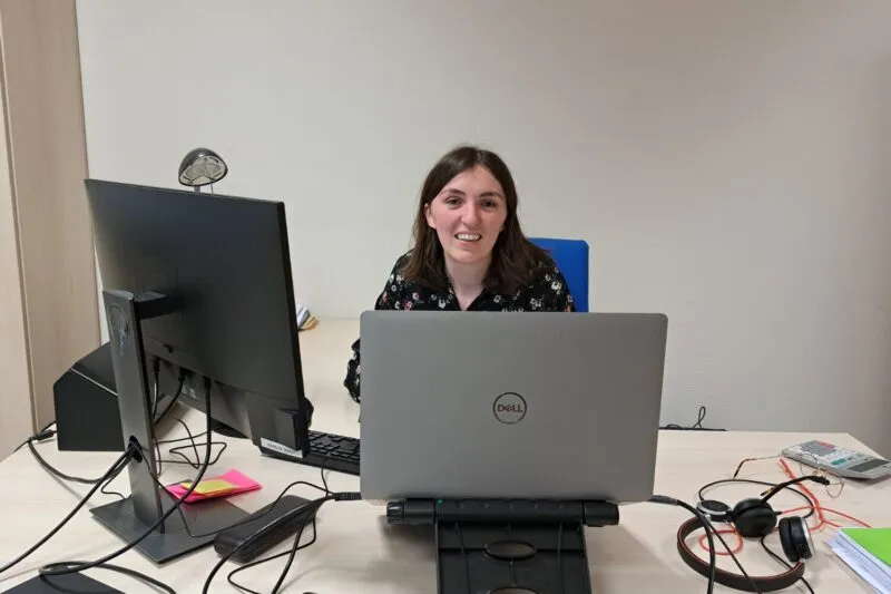 Camille, chargée de dossiers comptables
