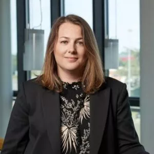 Anne-Sophie VIARD CRETAT est avocate associée en droit des contrats et des nouvelles technologies
